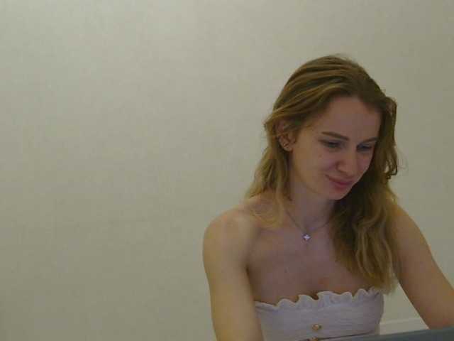 AinyrVixxen live cam on BongaCams