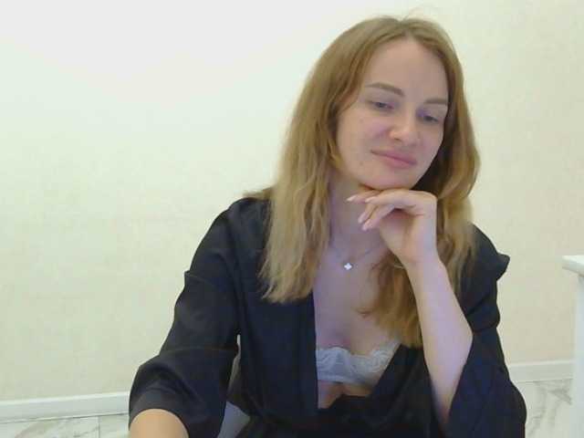 AinyrVixxen live cam on BongaCams