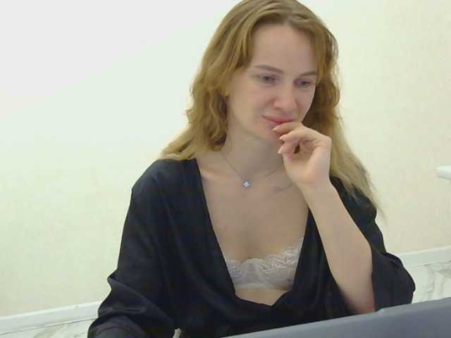 AinyrVixxen live cam on BongaCams