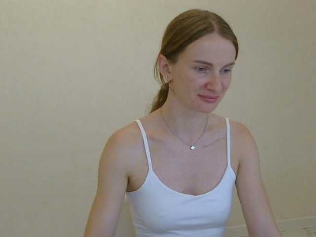 AinyrVixxen live cam on BongaCams