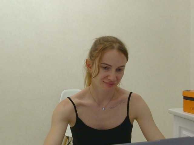 AinyrVixxen live cam on BongaCams