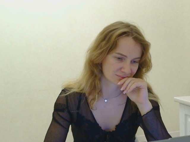 AinyrVixxen live cam on BongaCams