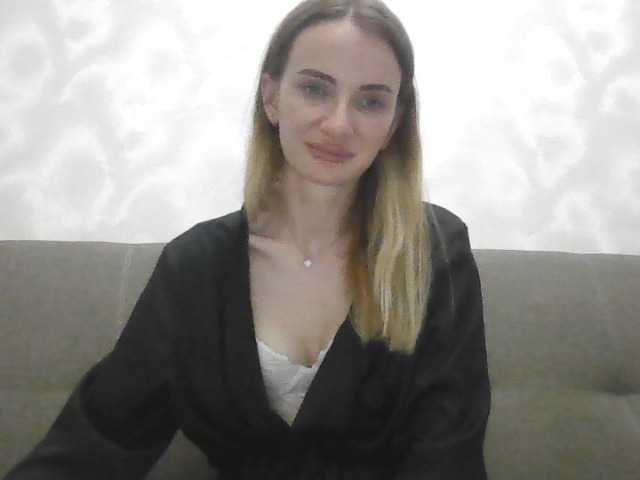 AinyrVixxen live cam on BongaCams
