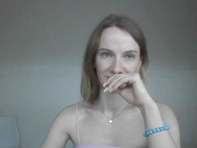 AinyrVixxen webcam