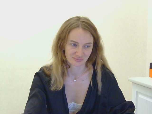 AinyrVixxen live cam on BongaCams