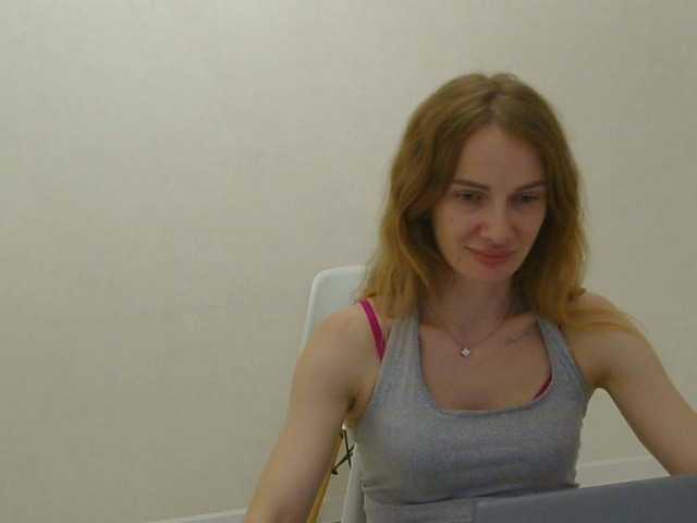 ainyrvixxen cam belle
