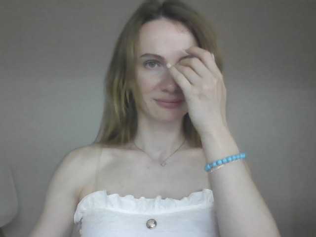AinyrVixxen live cam on BongaCams