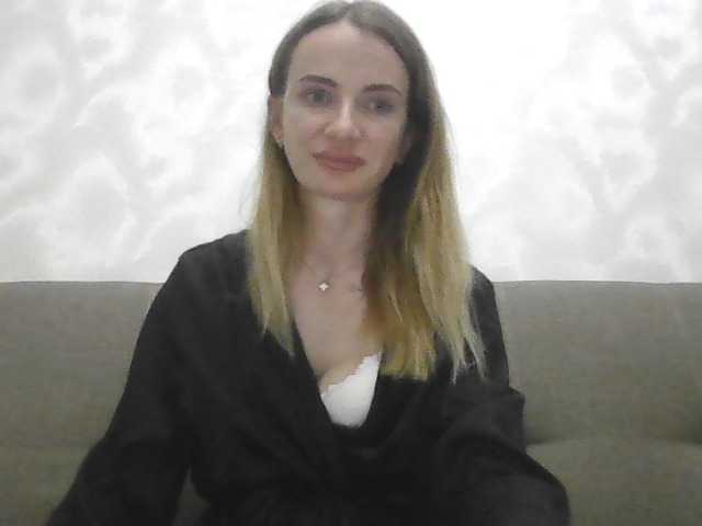 AinyrVixxen live cam on BongaCams