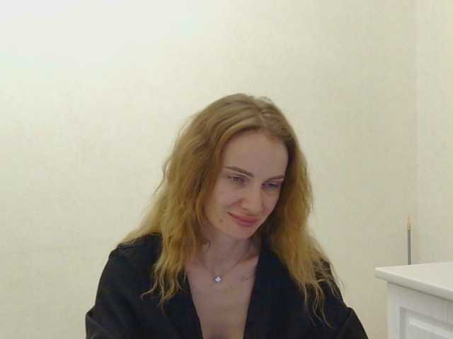 AinyrVixxen live cam on BongaCams