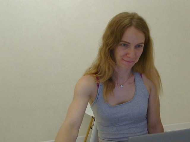 AinyrVixxen live cam on BongaCams