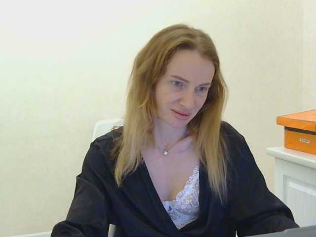 AinyrVixxen live cam on BongaCams