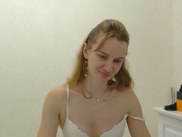 AinyrVixxen live cam on BongaCams