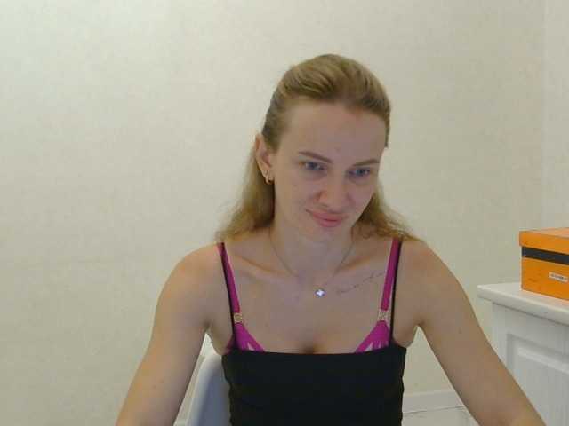 AinyrVixxen live cam on BongaCams