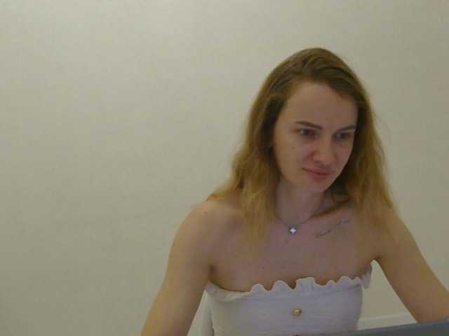 AinyrVixxen live cam on BongaCams
