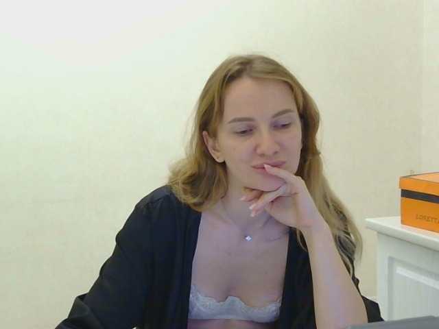 AinyrVixxen live cam on BongaCams