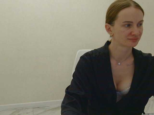 AinyrVixxen live cam on BongaCams