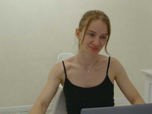 AinyrVixxen live cam on BongaCams