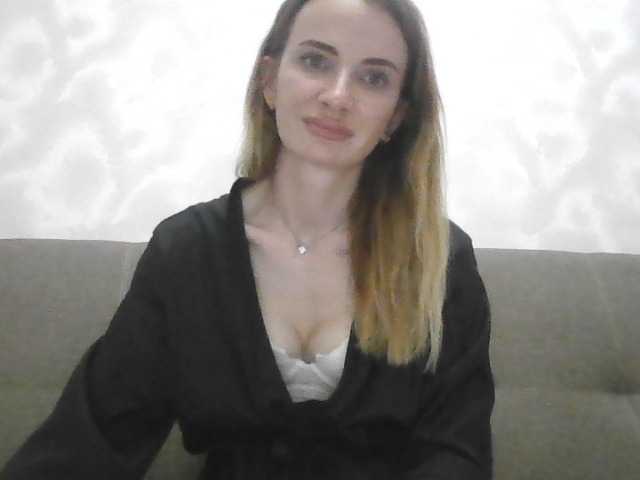 AinyrVixxen live cam on BongaCams