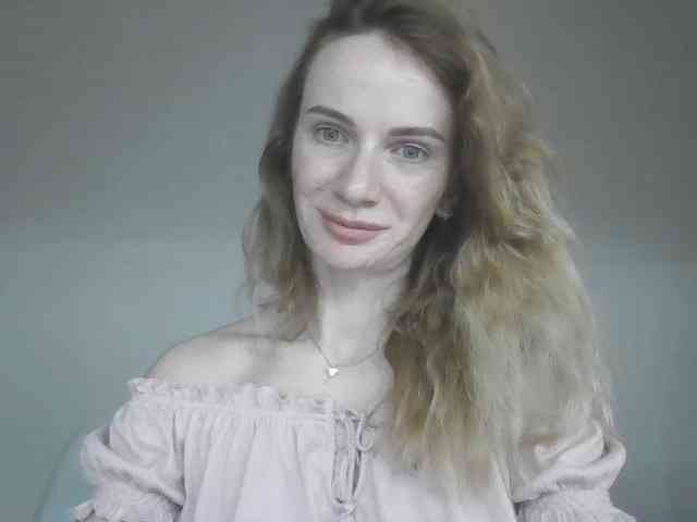 AinyrVixxen webcam