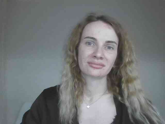 AinyrVixxen Live Webcam on BongaCams