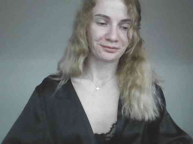 AinyrVixxen webcam
