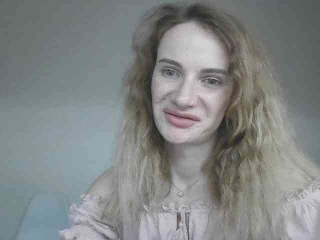 AinyrVixxen webcam