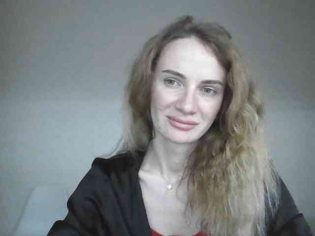AinyrVixxen webcam