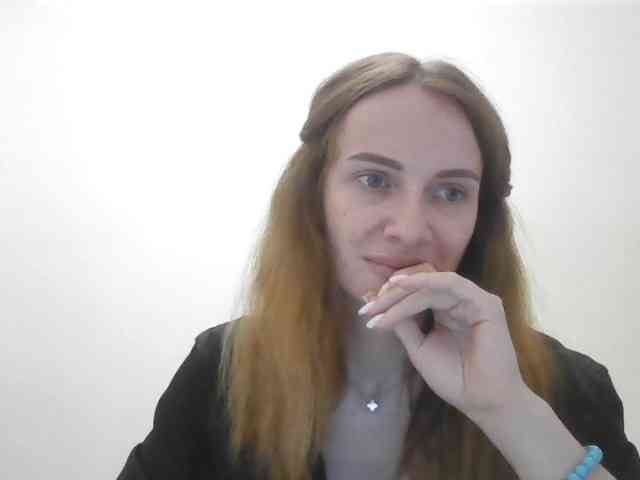 AinyrVixxen webcam