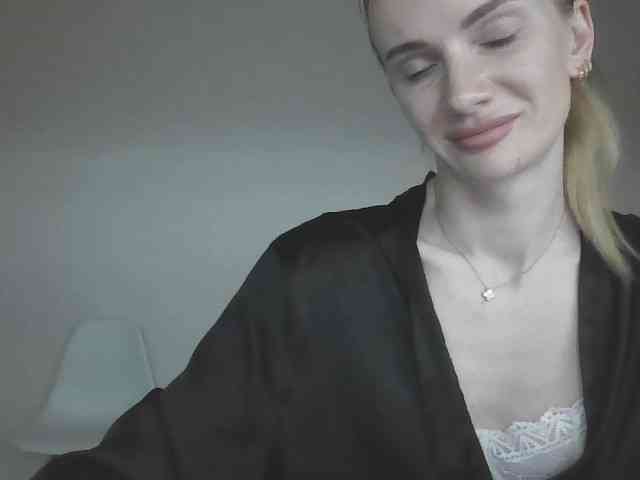 AinyrVixxen webcam