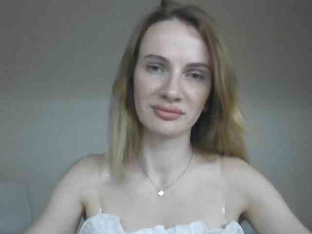 AinyrVixxen webcam