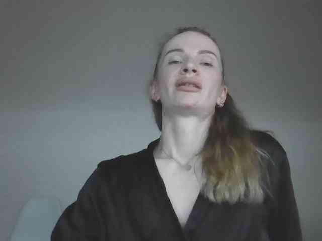 AinyrVixxen webcam