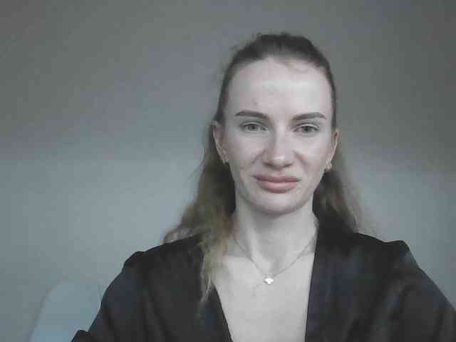 AinyrVixxen webcam