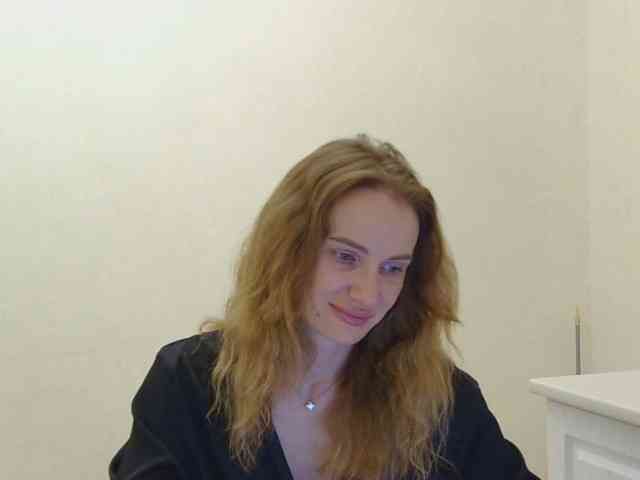 AinyrVixxen webcam