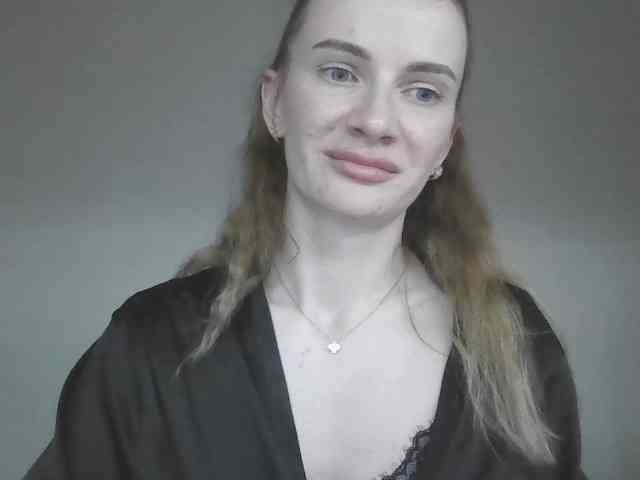 AinyrVixxen webcam