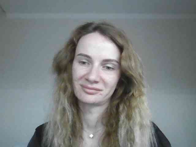 AinyrVixxen webcam