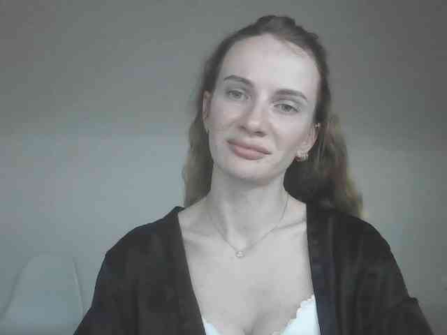 AinyrVixxen webcam