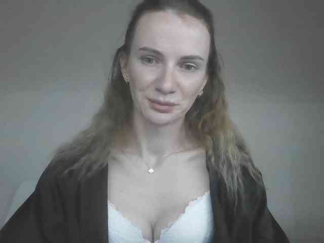AinyrVixxen webcam