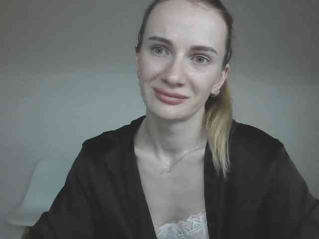 AinyrVixxen webcam