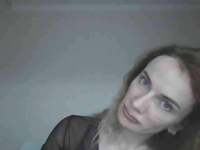 AinyrVixxen webcam