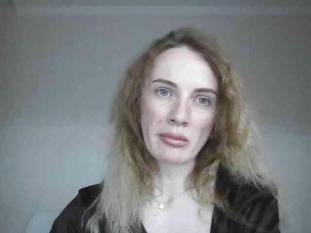 AinyrVixxen webcam