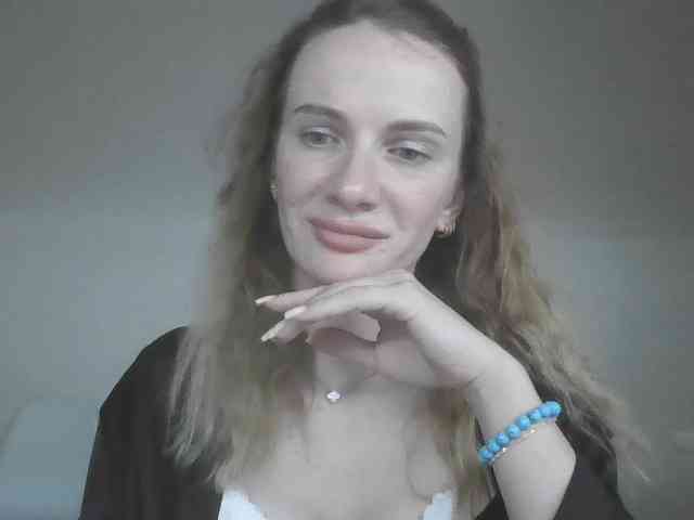 AinyrVixxen webcam