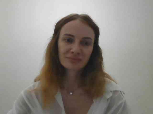 AinyrVixxen webcam