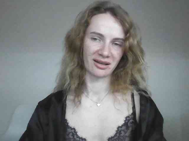 AinyrVixxen webcam