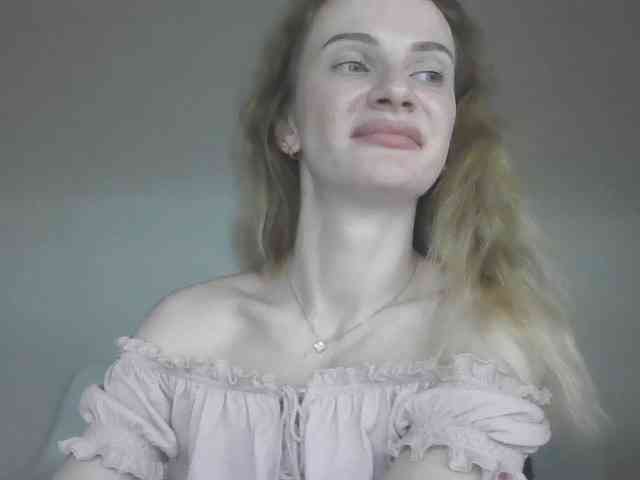 AinyrVixxen webcam