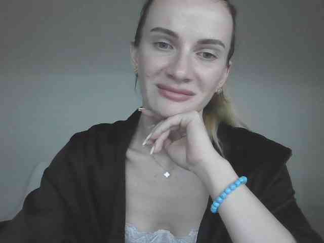 AinyrVixxen webcam