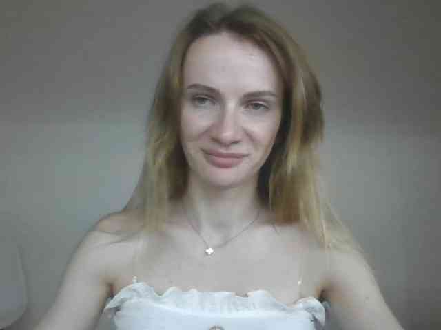 AinyrVixxen webcam