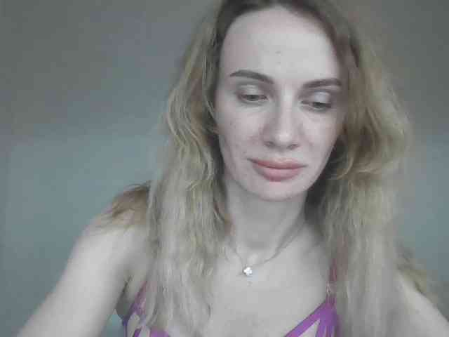 AinyrVixxen webcam