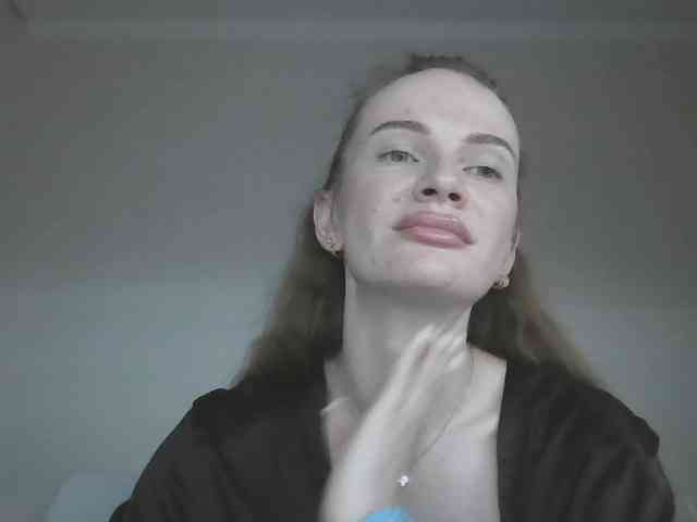AinyrVixxen webcam