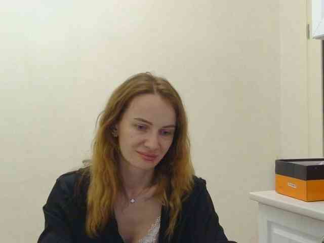 AinyrVixxen webcam