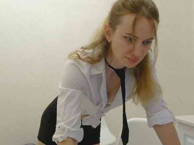 AinyrVixxen webcam